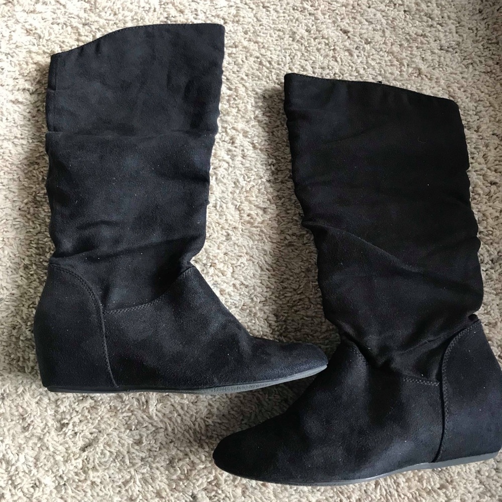 Black boots